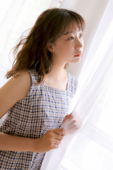 汪昱含